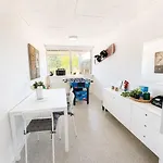 Hyggeligt Vaerelse Med Faelles Opholdsrum Og Toilet Privatunterkunft Lunderskov