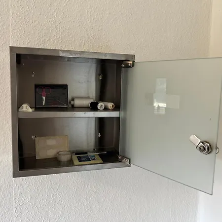 Проживание в семье Hyggeligt Vaerelse Med Faelles Opholdsrum Og Toilet